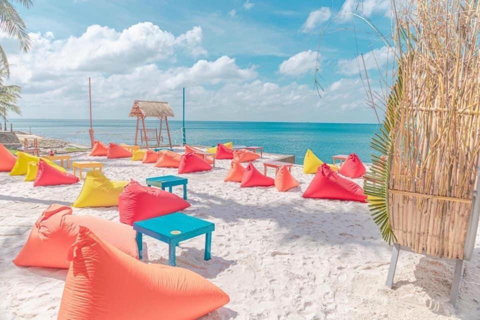 Victoria Phu Quoc Hotel Beachfront Night Market Buitenkant foto