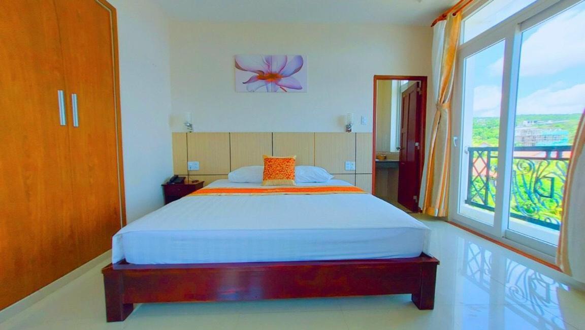 Victoria Phu Quoc Hotel Beachfront Night Market Buitenkant foto
